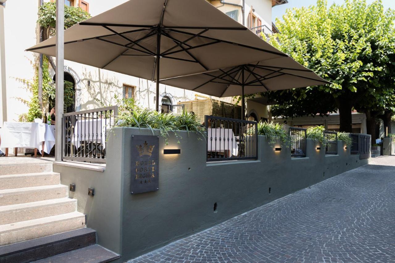 Hotel Corte Regina Σιρμιόνε Εξωτερικό φωτογραφία