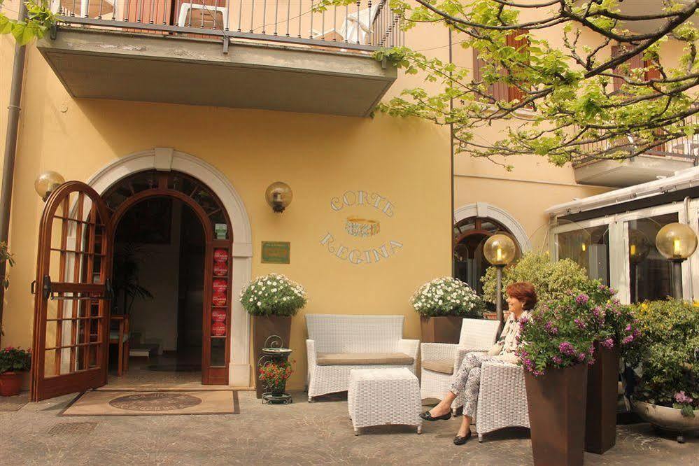 Hotel Corte Regina Σιρμιόνε Εξωτερικό φωτογραφία